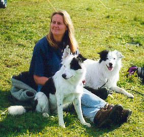 Maja med sin kullbror TinTin o hans matte Mia, september 2001.